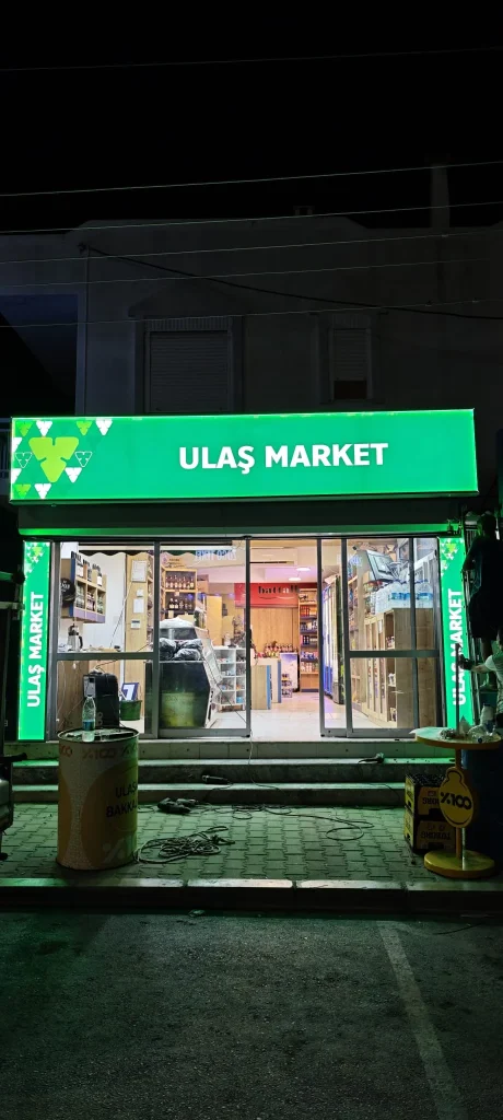 İzmir ışıklı germe branda tabela