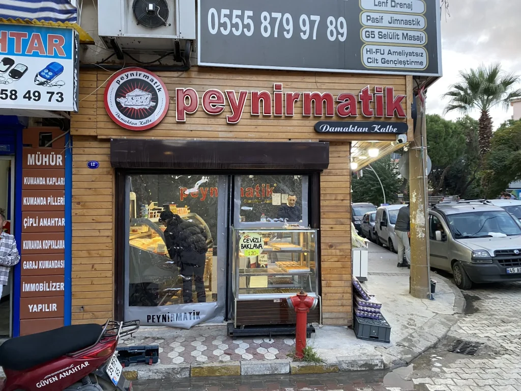 İzmir kutu harf tabela