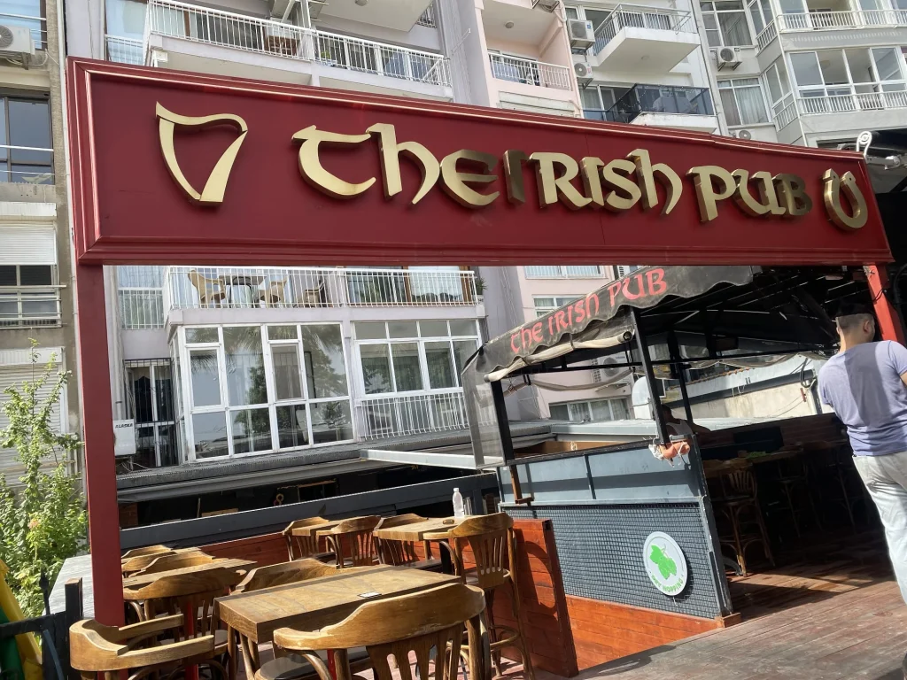 İzmir kutu harf tabela
