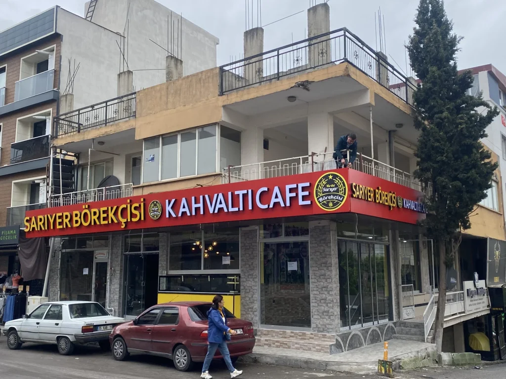 İzmir kompozit kutu harf tabela