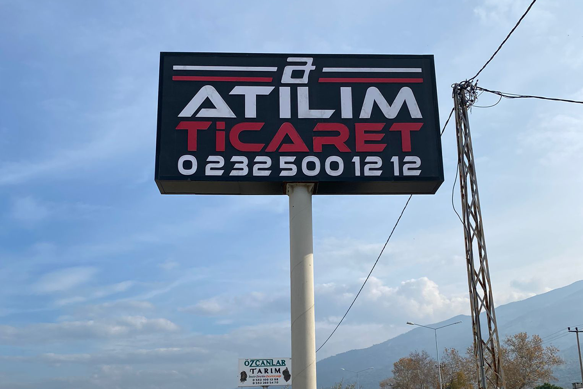 İzmir totem 3 İzmir totem İzmir totem